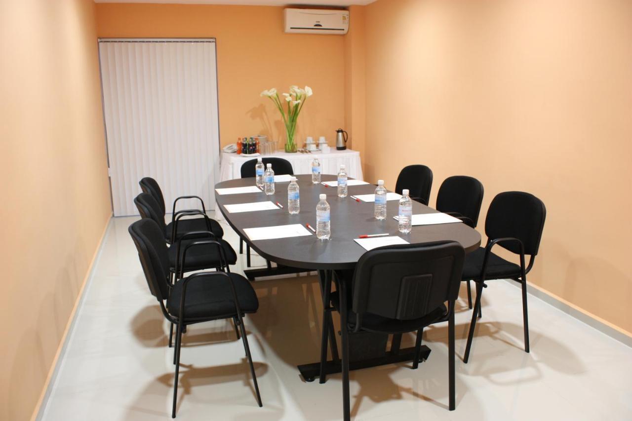 Hun Altabrisa Hotel